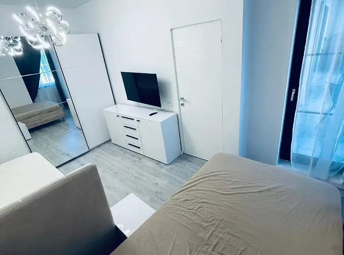 Sea View Stefan Building Apartment Navodari